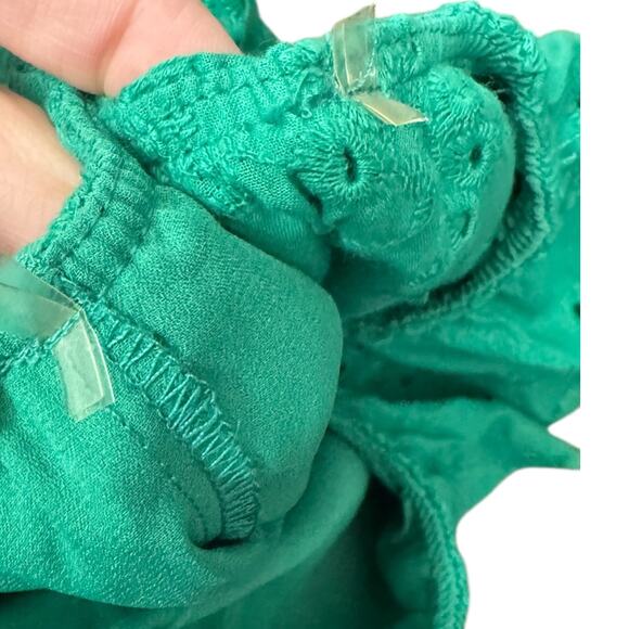 177. ENTRO | Eyelet One Sleeve Green Ruffle Blouse Size Large - Picture 6 of 7